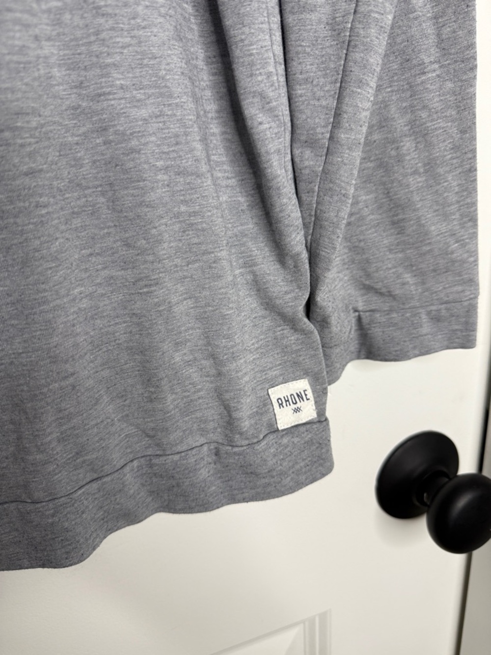 NWOT RHONE Men’s Light Heather Gray Long Sleeve Notch Neck Tee - Picture 2 of 4